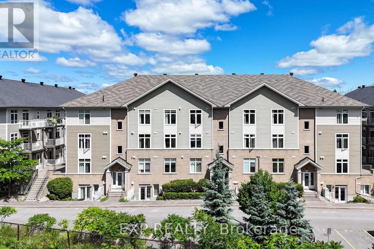 28735075/g-330-everest-private/elmvale-acres/ottawa/ontario/K1G4E4_1