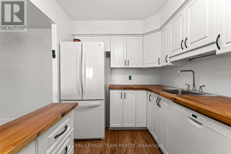 29414974/606-158c-mcarthur-avenue/vanier/ottawa/ontario/K1L8E7_13