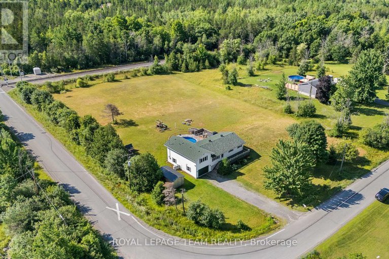 28631339/590-scotch-line-road-w/north-grenville-twp-kemptville-south/north-grenville/ontario/K0G1S0_30