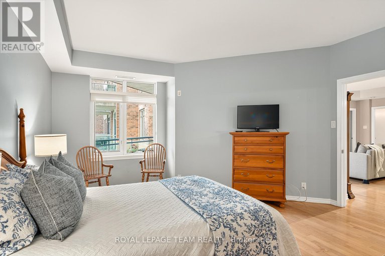 29002643/230-205-bolton-street/lower-townbyward-market/ottawa/ontario/K1N1K7_16