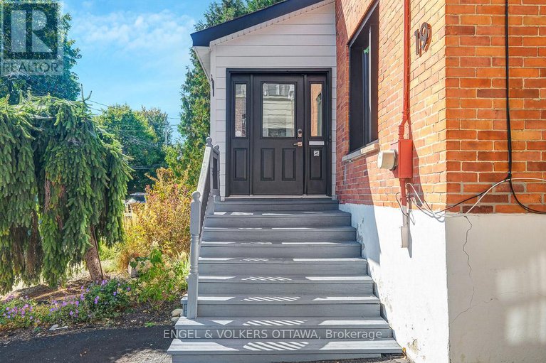 28906637/19-foster-street/hintonburg/ottawa/ontario/K1Y3J3_4