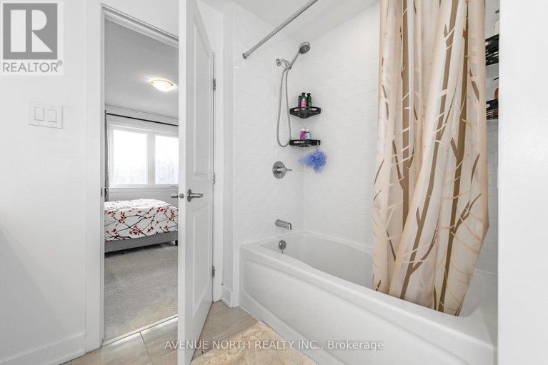 28630923/219-reisling-way/leitrim/ottawa/ontario/K1T0X1_38