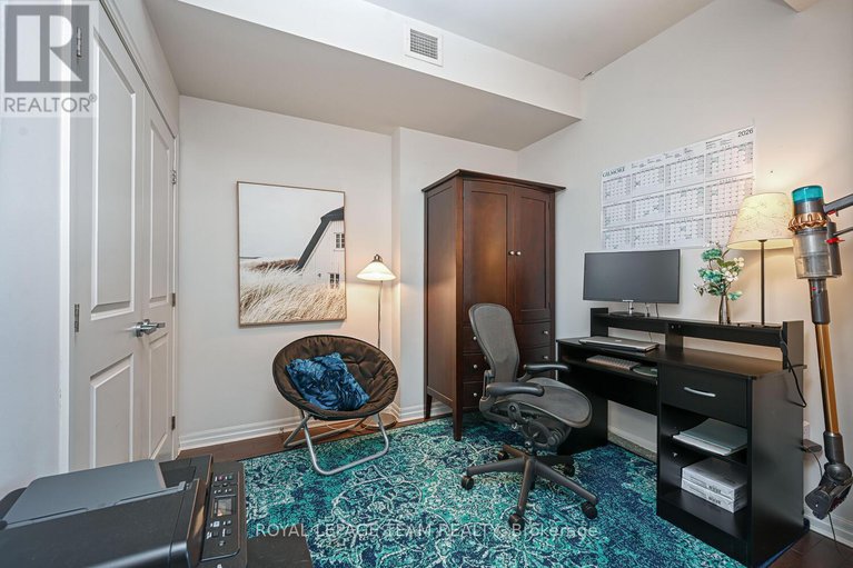 29407953/1906-90-landry-street/vanier/ottawa/ontario/K1L0A9_11