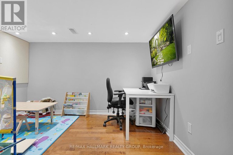 29067658/93-cedarock-drive/bridlewood/ottawa/ontario/K2M2H5_25