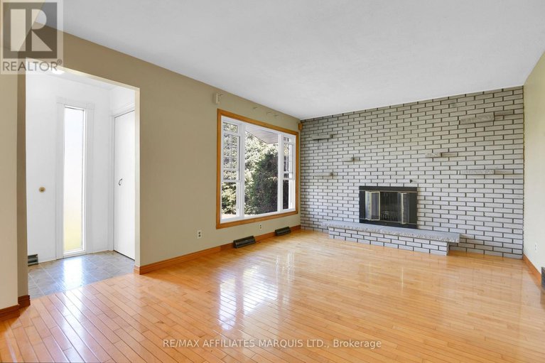 28820008/20334-third-st-gv-street/south-glengarry-charlottenburgh-twp/south-glengarry/ontario/K0C1L0_2