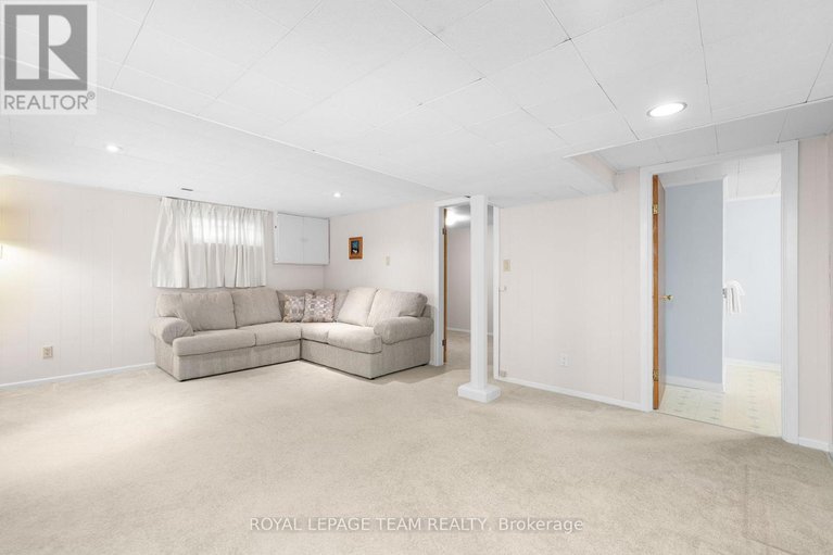 29618912/30-elmsley-crescent/arbeatha-park/ottawa/ontario/K2H6V3_34