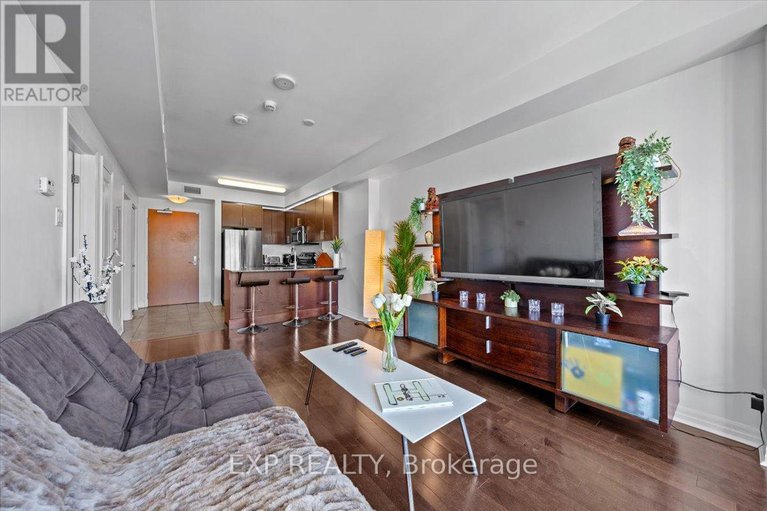 28749894/2505-242-rideau-street/sandy-hill/ottawa/ontario/K1N0B7_12
