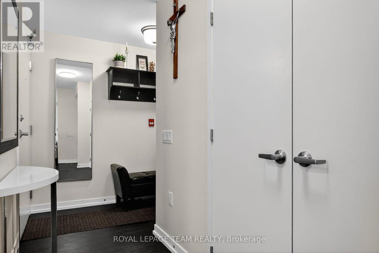 29131586/c-225-citiplace-drive/merivale-industrial-parkcitiplace/ottawa/ontario/K2E0C5_7