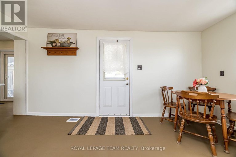 28723611/2106-dunrobin-road/kanata-north-east/ottawa/ontario/K0A1T0_11