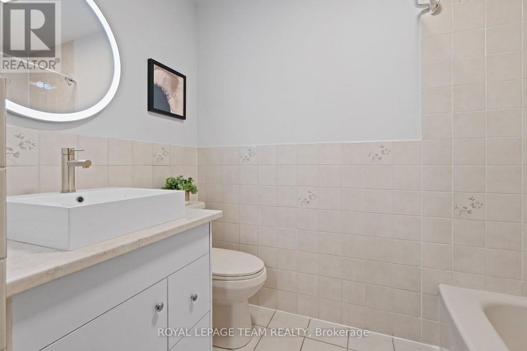 29011611/230-currell-avenue/westborohampton-park/ottawa/ontario/K1Z7J3_15