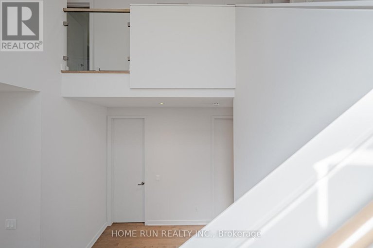 29069528/899-ralph-hennessy-avenue/riverside-southgloucester-glen/ottawa/ontario/K1X0B1_26