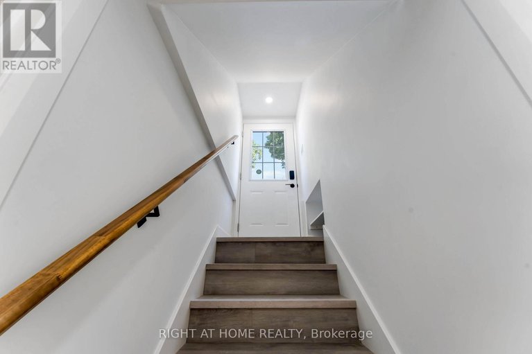 29309967/2700-priscilla-street/britannia/ottawa/ontario/K2B7E2_26