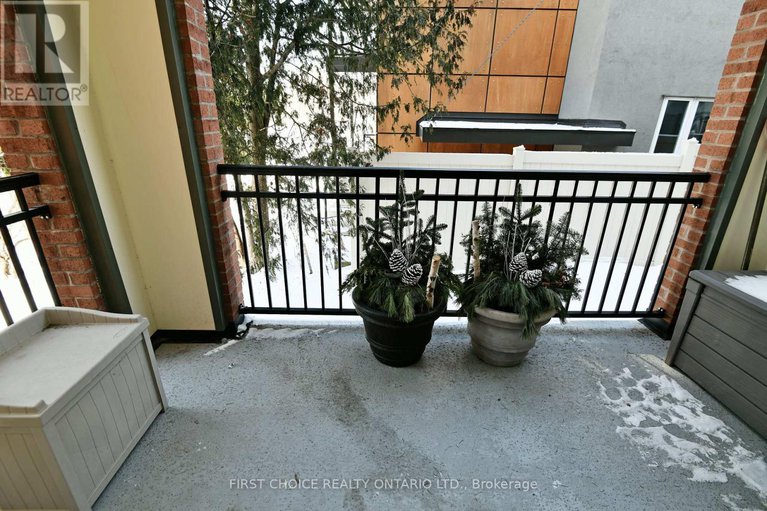 28951963/104-175-woodbine-place/old-ottawa-south/ottawa/ontario/K1S5M8_7