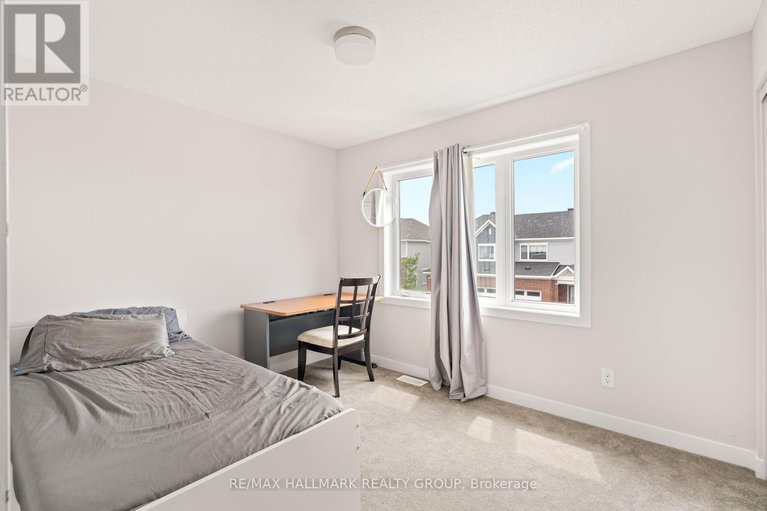28629018/243-surface-lane/half-moon-bay/ottawa/ontario/K2J6X9_13