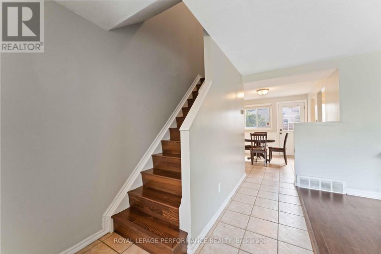 28799341/28-1439-bethamy-lane/beacon-hill-south/ottawa/ontario/K1J8P7_4