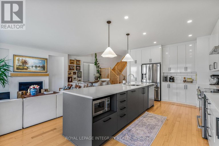 28914431/181-crevasse-road/mer-bleuebradley-estatesanderson-park/ottawa/ontario/K1W0H8_18