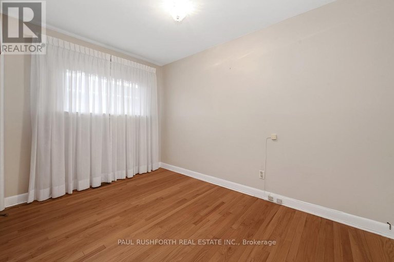 29600304/1176-dorchester-avenue/carlington/ottawa/ontario/K1Z8E4_17