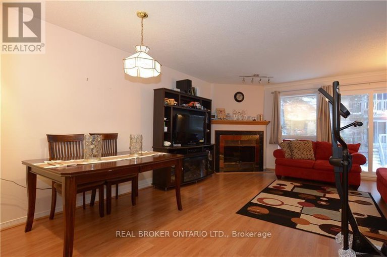 28410875/123-briston-private/hunt-club-park/ottawa/ontario/K1G5R1_5