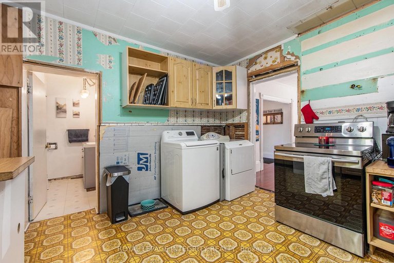 29620888/101-paul-drive/lanark-highlands-lanark-village/lanark-highlands/ontario/K0G1K0_8