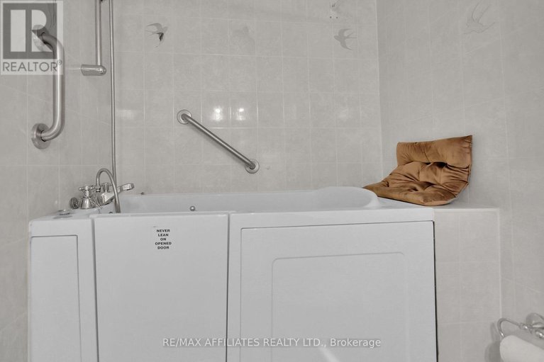 28339810/u303-200-lafontaine-avenue/vanier/ottawa/ontario/K1L8K8_22