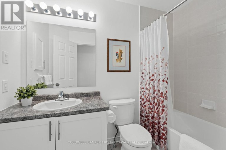 29443454/32-dundalk-private/stonebridge/ottawa/ontario/K2J0J5_25