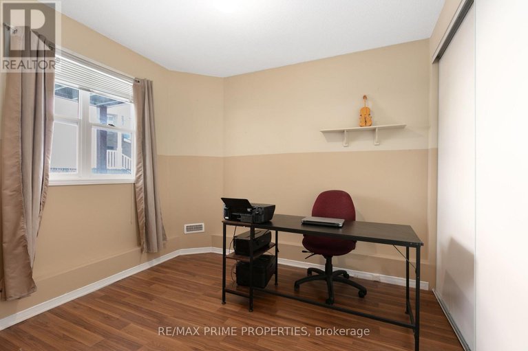 29367761/1567-rumford-drive/fallingbrookpineridge/ottawa/ontario/K4A4C1_34