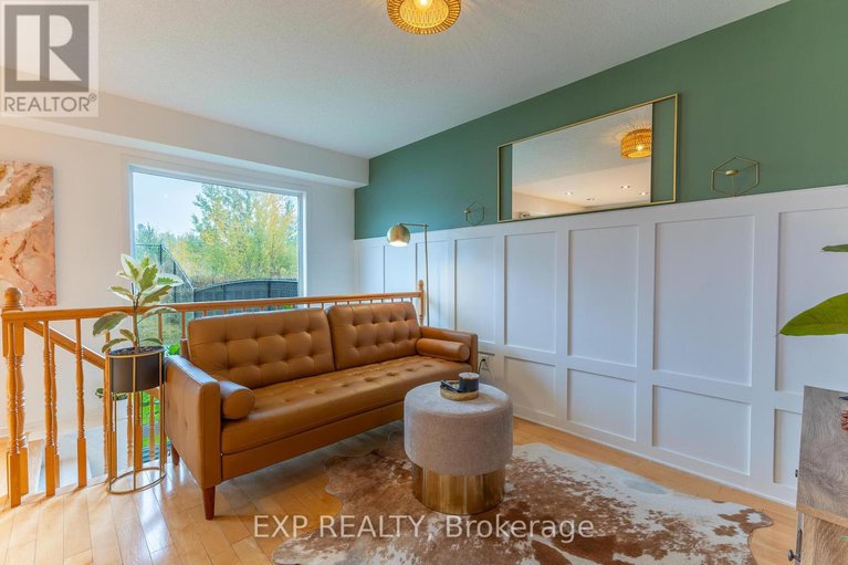 28967265/2341-glandriel-crescent/springridgeeast-village/ottawa/ontario/K4A4S8_11