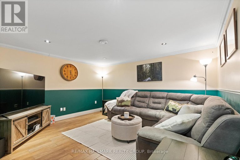 28655877/21479-maccuaig-drive/south-glengarry-lancaster-twp/south-glengarry/ontario/K0C1E0_22