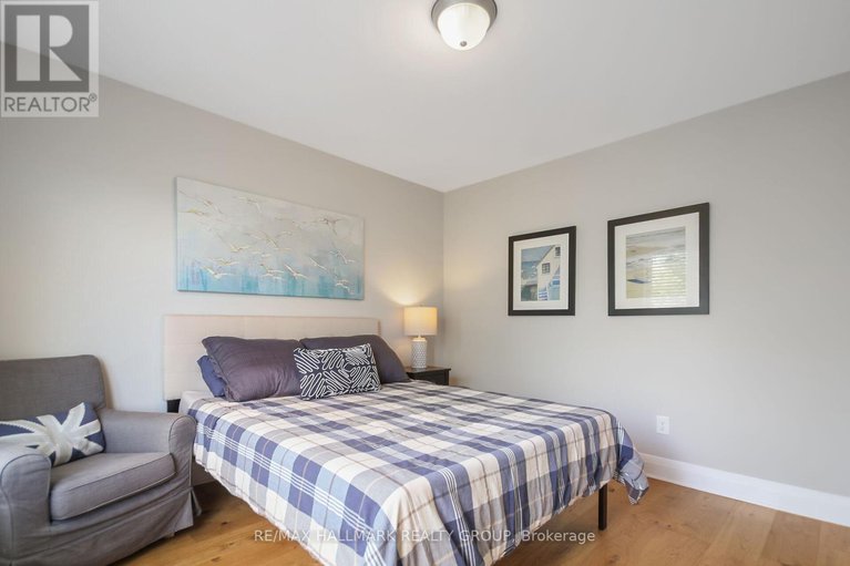 28564030/88-palfrey-way/emerald-meadowstrailwest/ottawa/ontario/K2S1E7_25