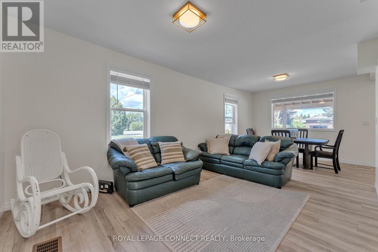 28832492/8524-county-road-15-road/augusta-twp/augusta/ontario/K0G1R0_32