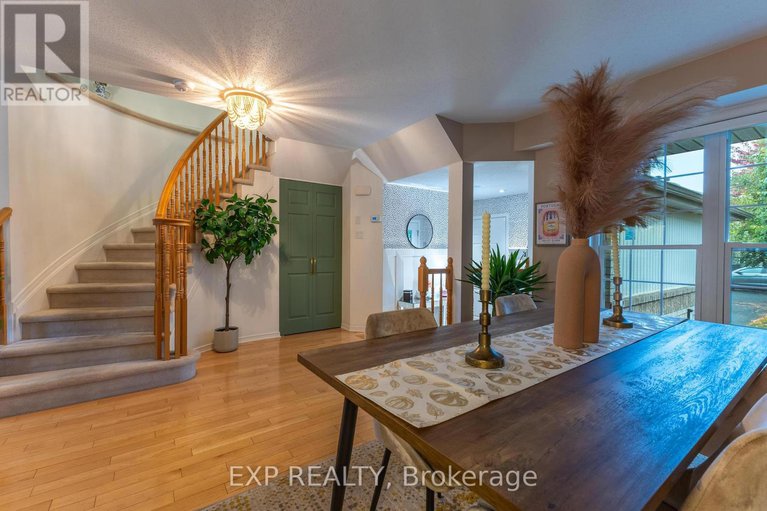 28967265/2341-glandriel-crescent/springridgeeast-village/ottawa/ontario/K4A4S8_7