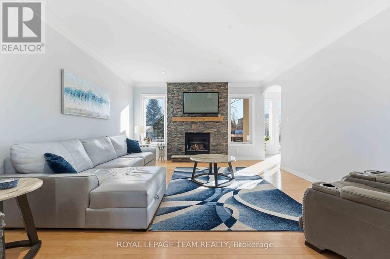 29563750/6868-sparkling-lake-way/greely/ottawa/ontario/K4P1R7_12