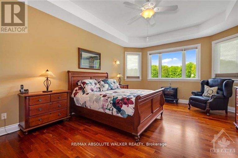 28148161/2501-kearns-way/osgoode-twp-north-of-reg-rd-6/ottawa/ontario/K4P1R9_10