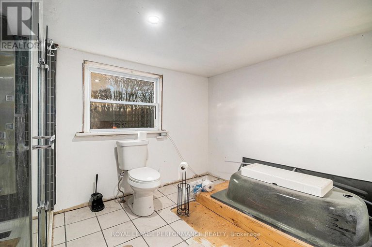 29056706/16015-county-2-road/long-sault/south-stormont/ontario/K0C1P0_32