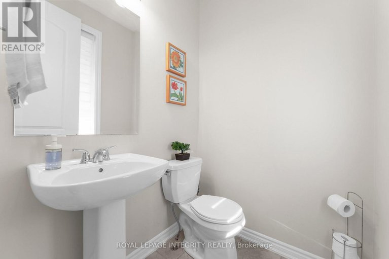 28643913/724-vennecy-terrace/orleans-village/ottawa/ontario/K1W0N3_15