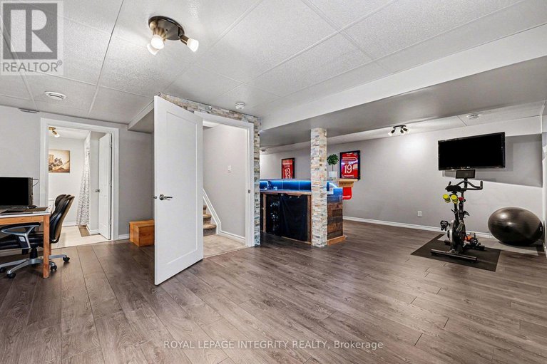 29328137/905-leishman-drive/mississippi-mills-ramsay-twp/mississippi-mills/ontario/K0A1A0_26