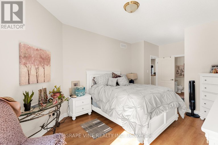 28389612/60-sable-run-drive/stittsville-central/ottawa/ontario/K2S1W7_22