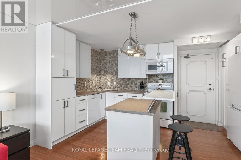 29296930/809-530-laurier-avenue-w/ottawa-centre/ottawa/ontario/K1R7T1_16