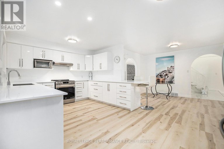 28099752/1444-normandy-crescent/carleton-heights/ottawa/ontario/K2C0N6_13