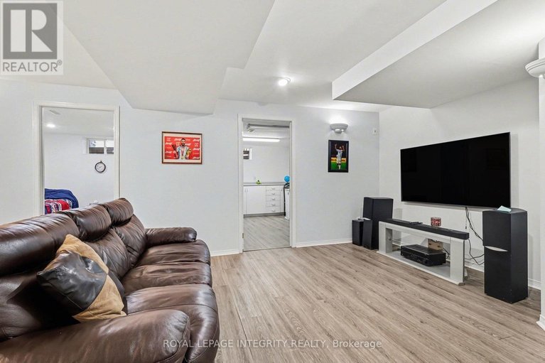 29683606/2103-gardenway-drive/fallingbrookgardenway-south/ottawa/ontario/K4A3K2_25