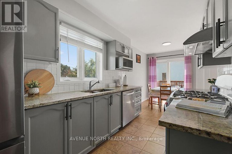 28782241/59-splinter-crescent/fairfield-heights/ottawa/ontario/K2B1B3_9