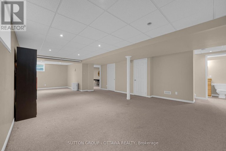 28625927/8-dunn-street/beaverbrook/ottawa/ontario/K2K3J8_36