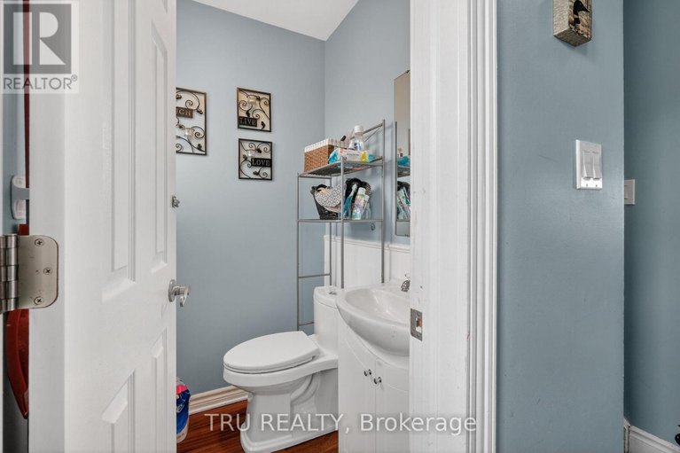 29689046/369-mockingbird-drive/chatelaine-village/ottawa/ontario/K1E2A6_10