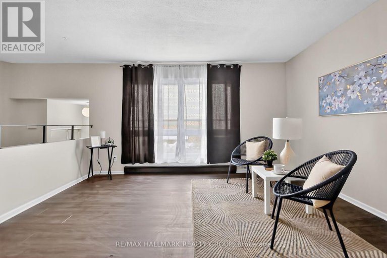 29306749/15-2640-draper-avenue/redwood-park/ottawa/ontario/K2H8V3_5