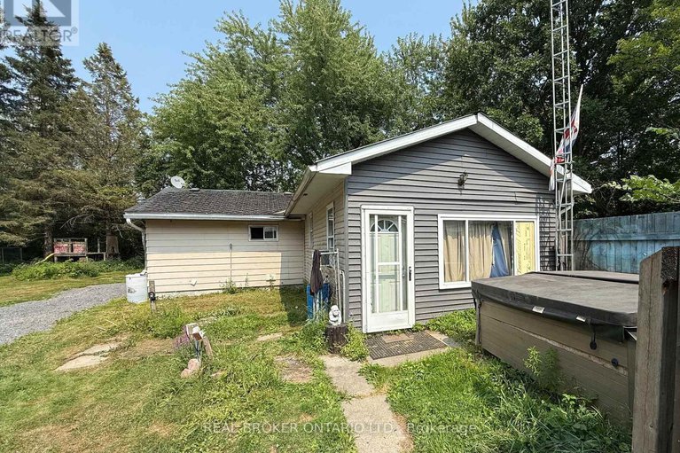 28710222/2401-totem-ranch-road/north-grenville-twp-kemptville-south/north-grenville/ontario/K0G1T0_16