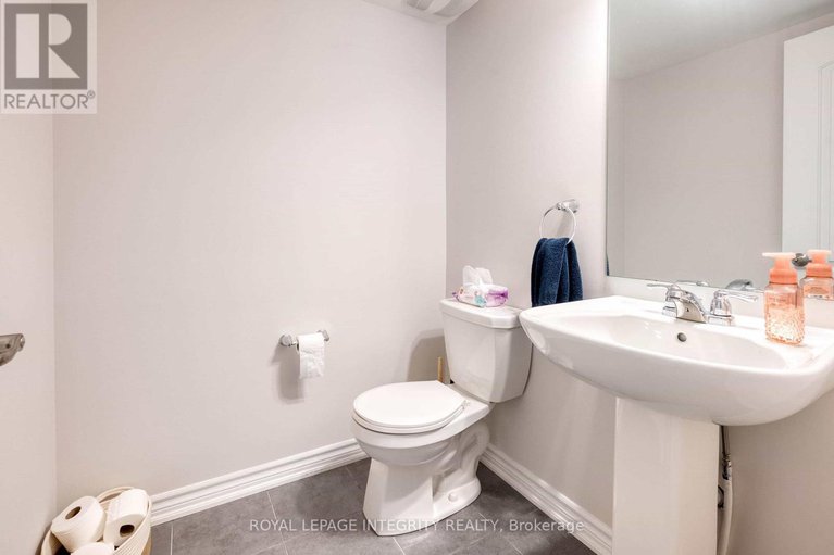 29088432/523-ozawa-private/cfb-rockcliffe-and-area/ottawa/ontario/K1K4Z8_8