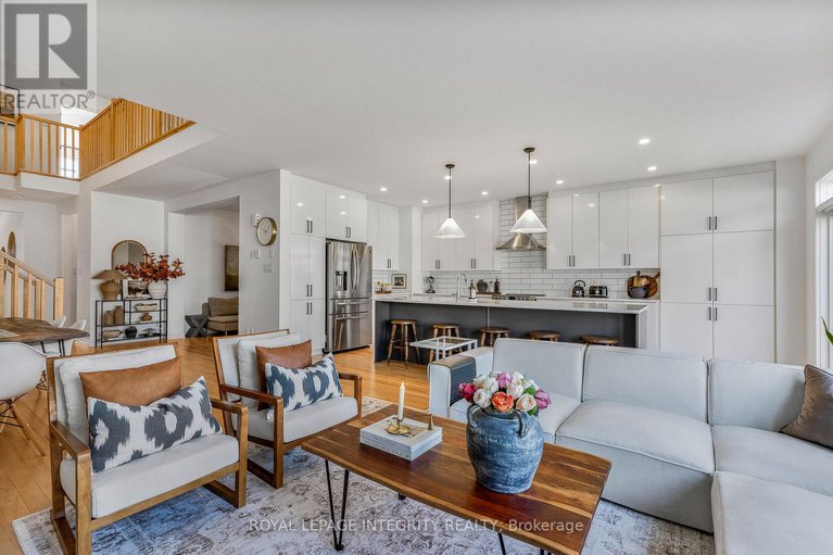 28914431/181-crevasse-road/mer-bleuebradley-estatesanderson-park/ottawa/ontario/K1W0H8_14