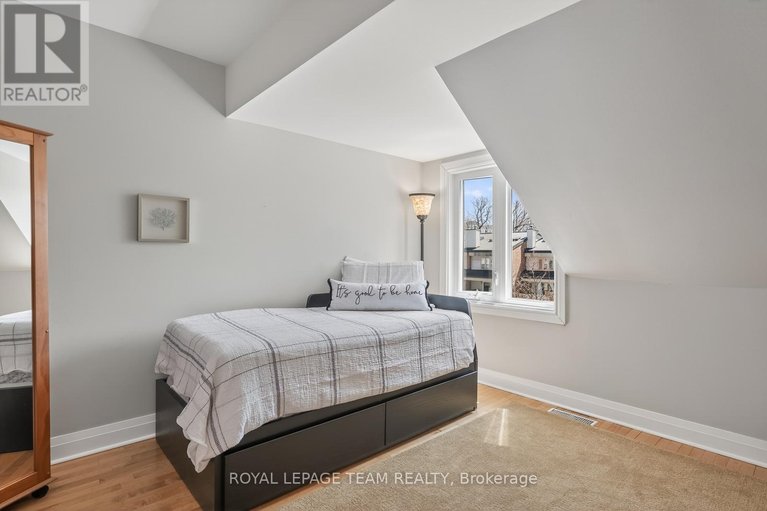 29643564/10-72-greenfield-avenue/ottawa-east/ottawa/ontario/K1S0X7_23