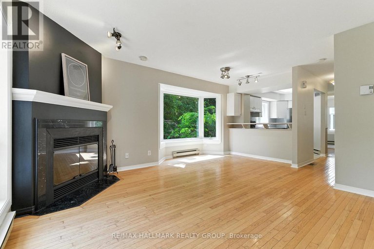 28667549/214-briston-private/hunt-club-park/ottawa/ontario/K1G5P9_11