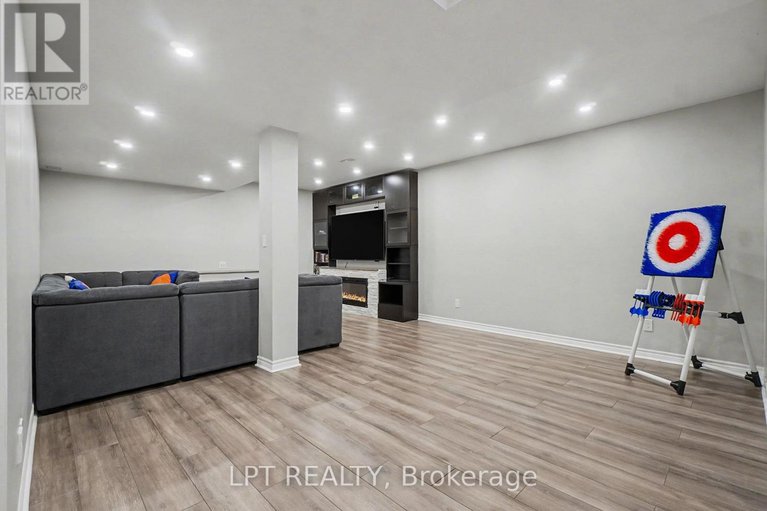 29430421/269-gracewood-crescent/blossom-parkkemp-parkfindlay-creek/ottawa/ontario/K1T0J1_38